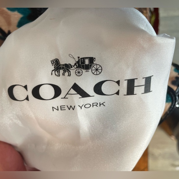 Coach cross body bag. BNWOT. Never used. With bag and two straps =final price = - Picture 6 of 15